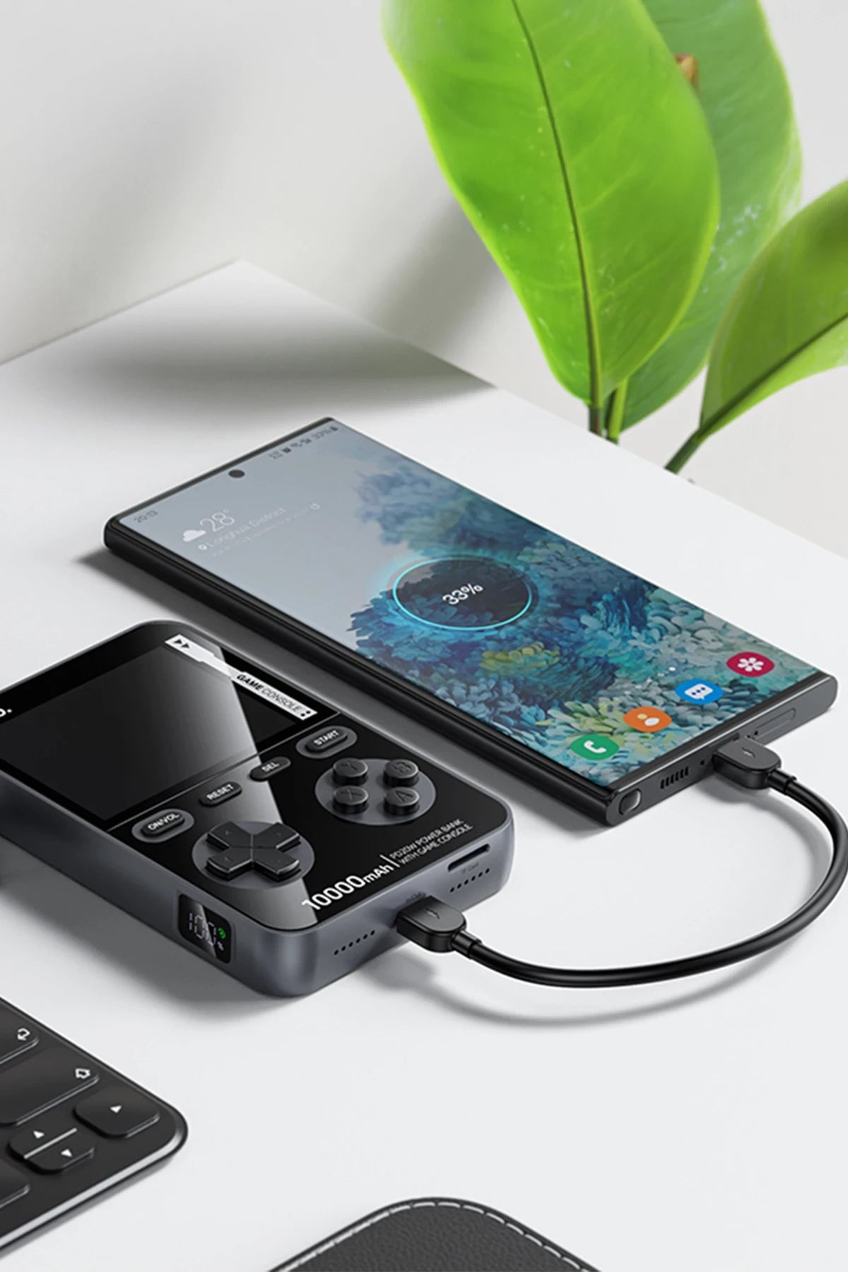 Hoco. Q47 Shine 10.000 mAh PD 20W Dahili Retro Oyun Konsollu Magsafe Powerbank - Siyah